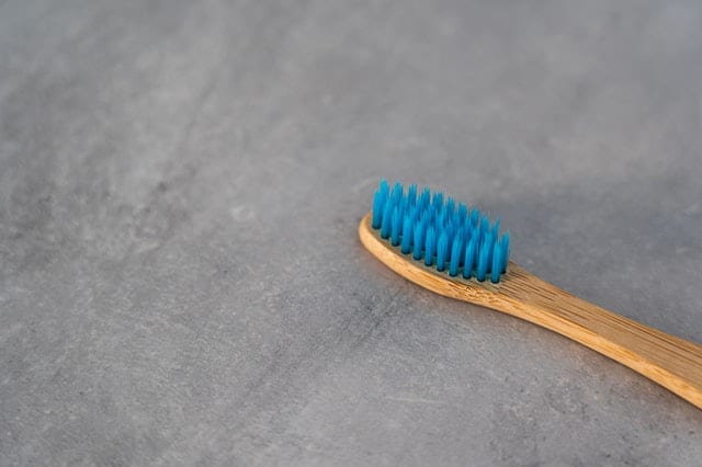 posibles usos para tu antiguo cepillo de dientes